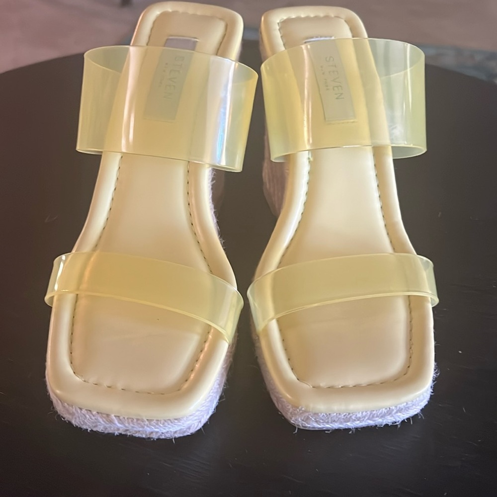 Steven madden wedges, great condition, 7M